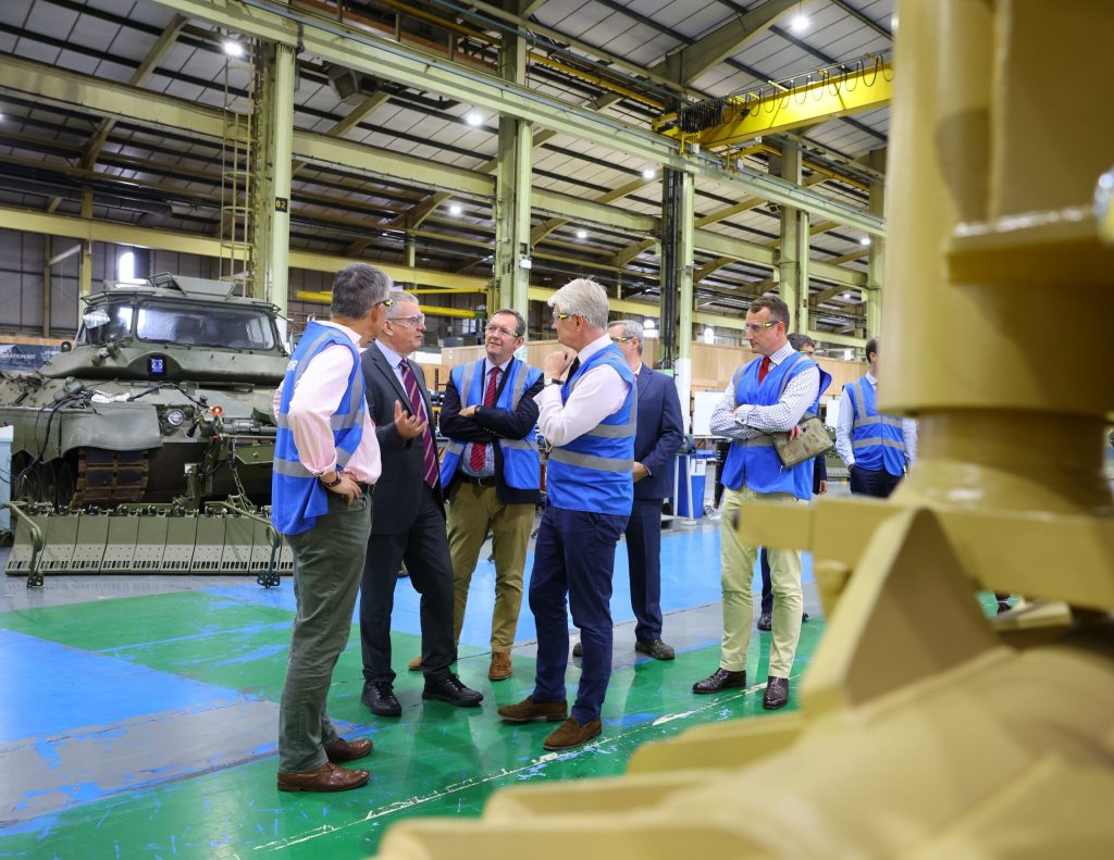 Commander Field Army, Lieutenant General Sir Ralph Wooddisse, and Director General Land, Chris Bushell visit Armstrong Works.
